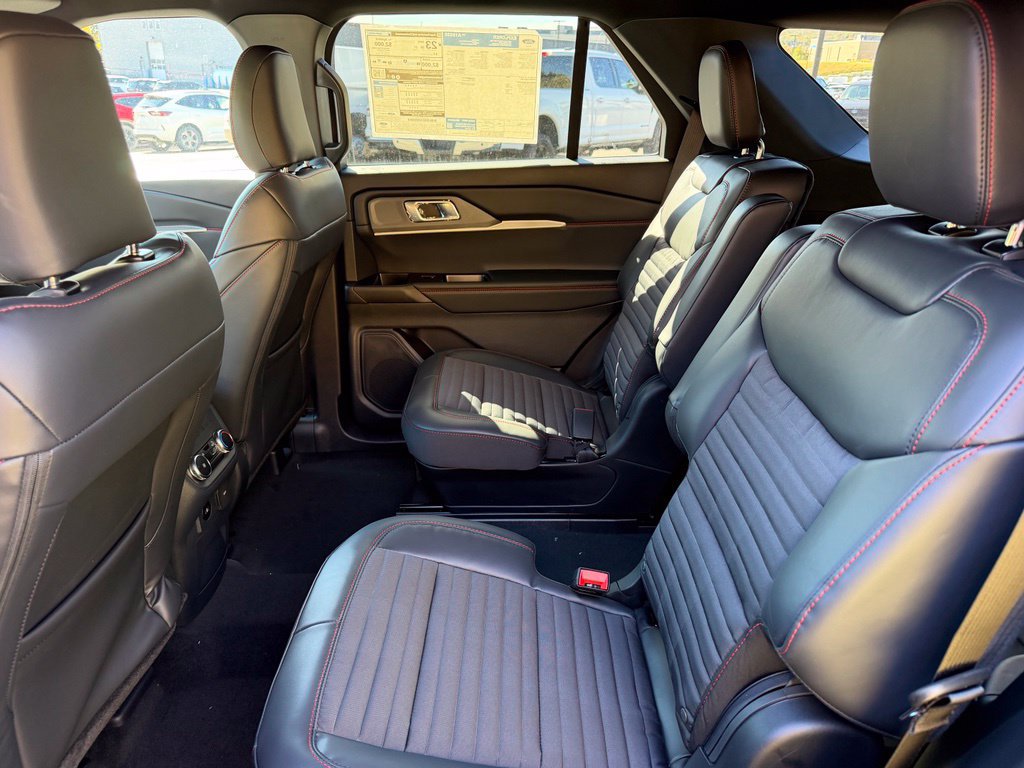 New 2027 Ford Explorer ST-Line AWD/4WD image 5