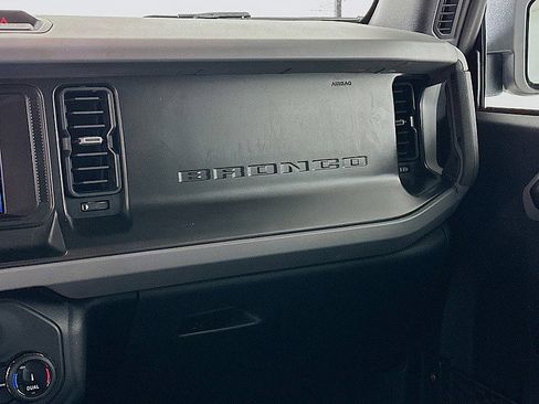 Used 2022 Ford Bronco Big Bend w/ Sasquatch Package image 23