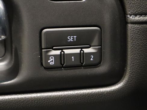 Used 2020 GMC Sierra 1500 SLT w/ SLT Premium Plus Package AWD/4WD image 21