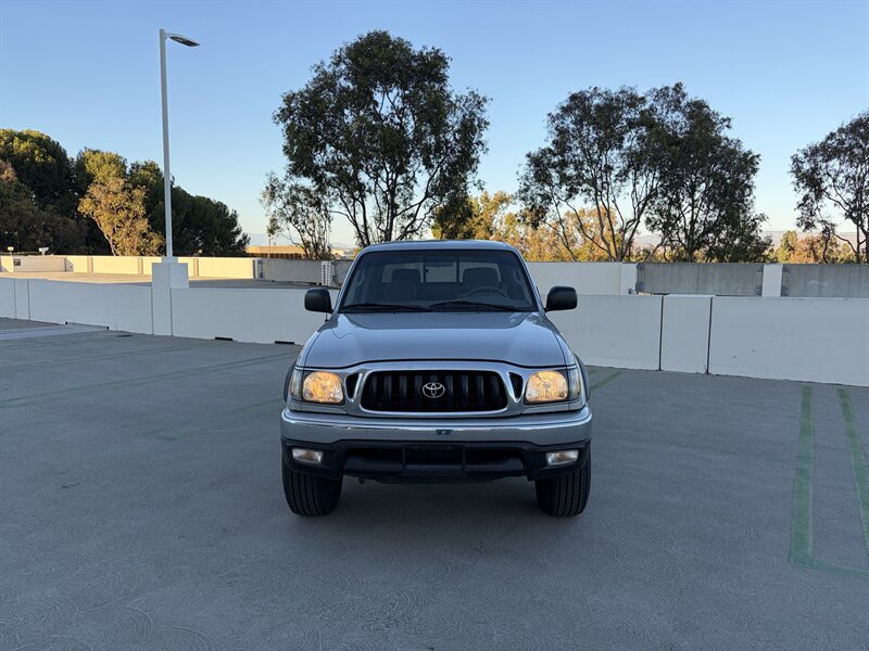 Used 2002 Toyota Tacoma PreRunner w/ SR5 Pkg w/ Chrome Pkg RWD image 3