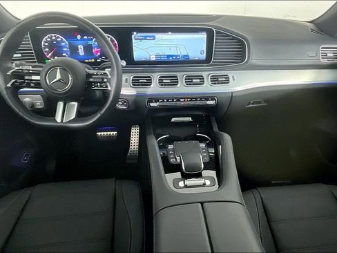 Certified 2025 Mercedes-Benz GLS 450 4MATIC image 13