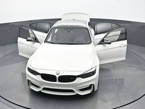 Used 2018 BMW M3 RWD image 30