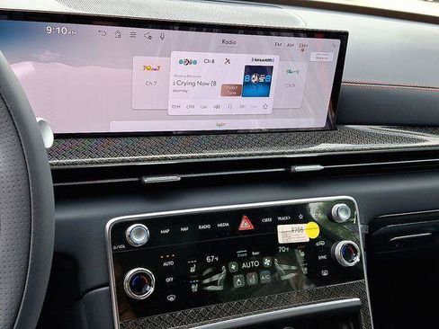 New 2025 Genesis GV80 3.5T e-SC image 13