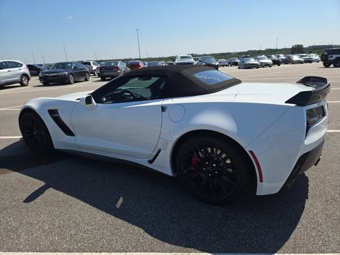 Used 2019 Chevrolet Corvette Z06 RWD image 5