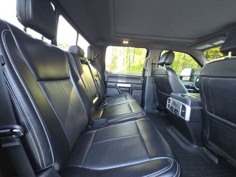 Used 2021 Ford F250 Lariat image 15