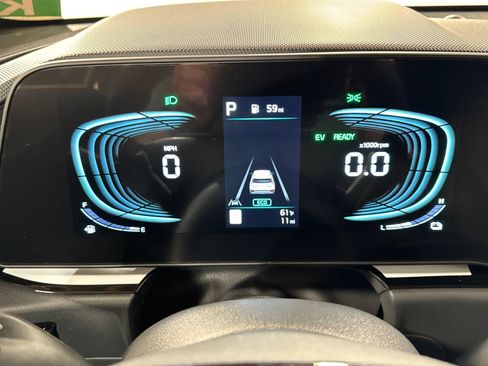 New 2026 Kia Niro EX FWD image 17