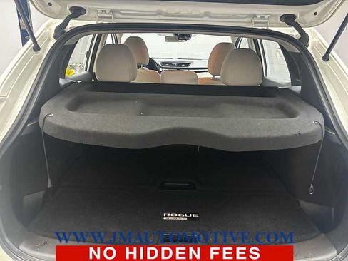 Used 2022 Nissan Rogue Sport SV AWD/4WD image 34