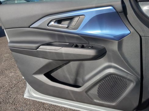 Used 2026 Chevrolet Equinox EV LT image 23