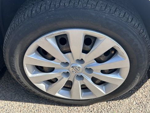 Used 2019 Nissan Sentra S FWD image 9