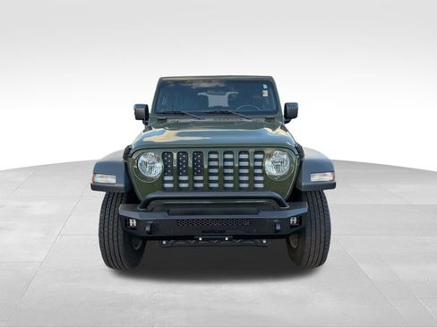 Used 2021 Jeep Wrangler Sport S image 2