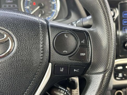 Used 2019 Toyota Corolla LE image 27