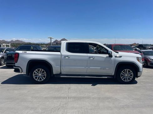 Used 2019 GMC Sierra 1500 SLT w/ SLT Premium Plus Package image 3
