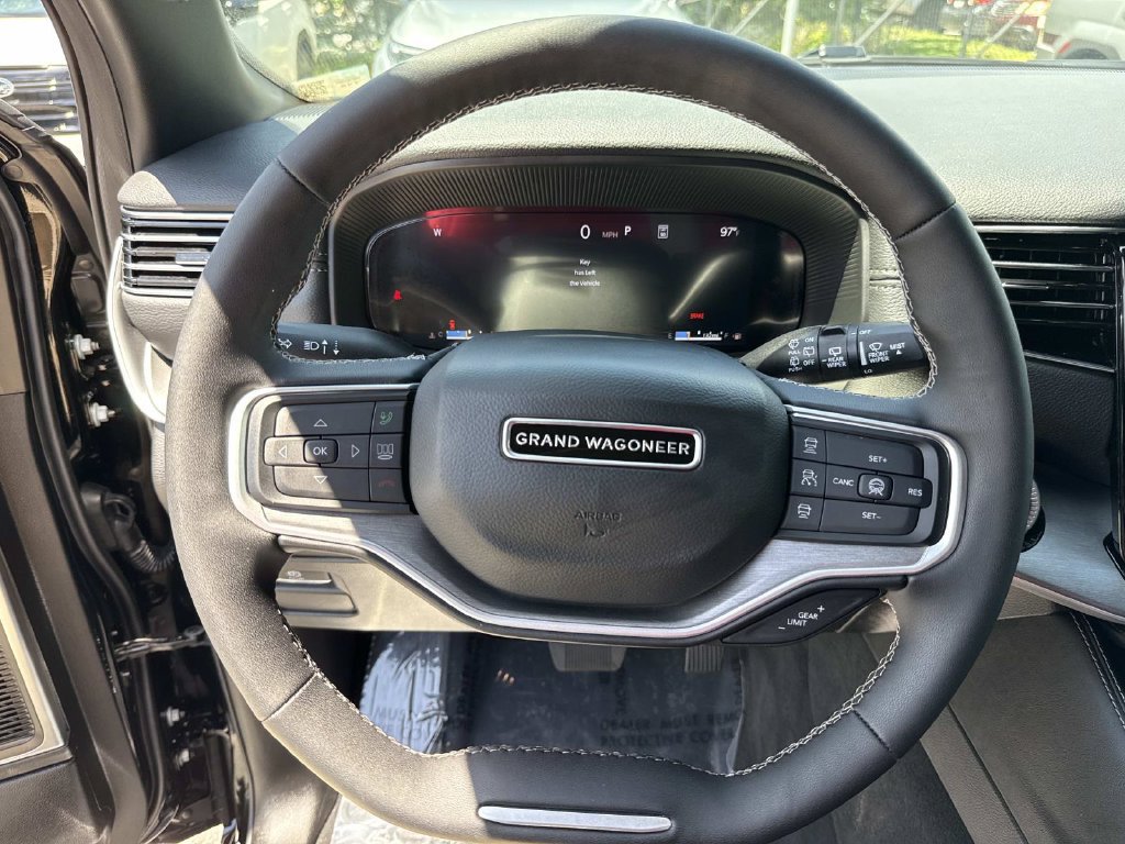 Used 2026 Jeep Grand Wagoneer L 2WD w/ Premium Group I image 43