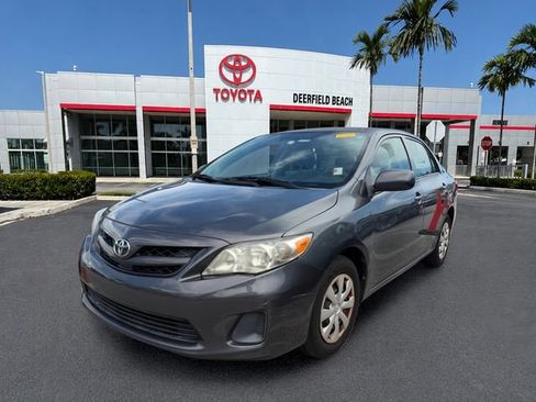 Used 2013 Toyota Corolla L FWD image 3