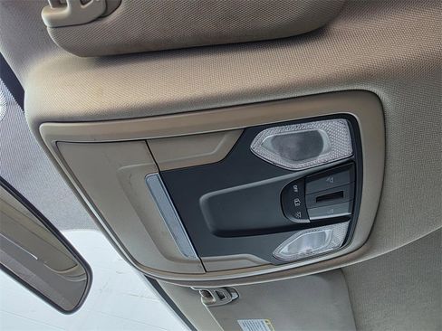 Used 2019 RAM 2500 Tradesman w/ Chrome Appearance Group image 22