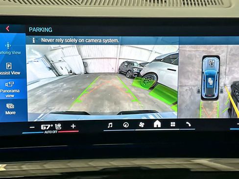 Used 2025 BMW M5 Touring w/ Executive Package image 19