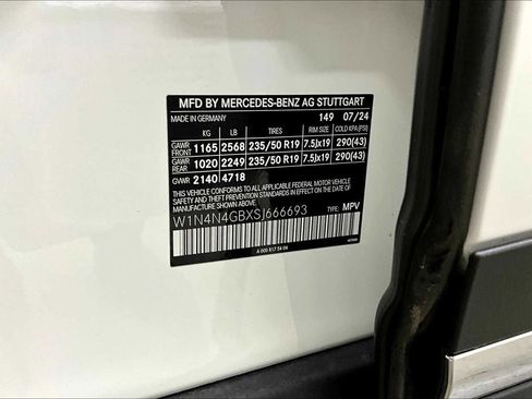 Certified 2025 Mercedes-Benz GLA 250 image 21