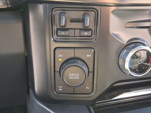 Used 2026 Ford F250 Lariat w/ FX4 Off-Road Package AWD/4WD image 25