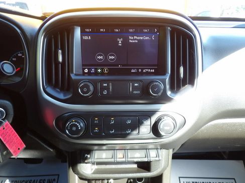 Used 2022 Chevrolet Colorado LT w/ Fleet Safety Package RWD image 22