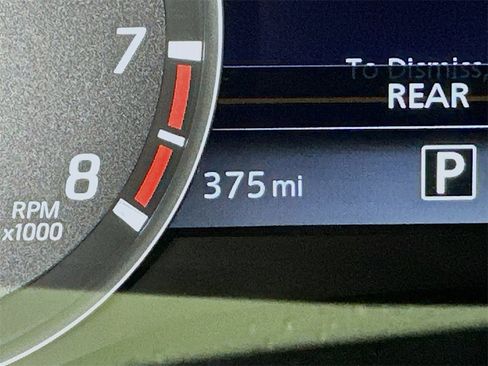 Used 2025 Nissan Frontier SV image 32