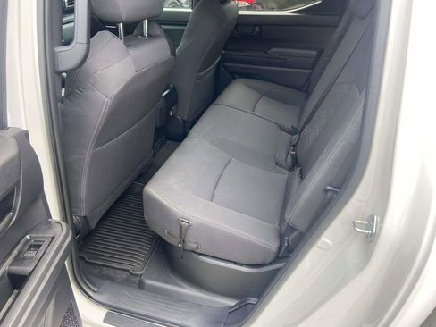 Used 2024 Toyota Tacoma SR AWD/4WD image 18