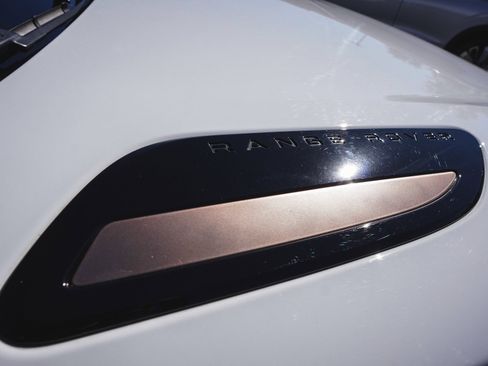 Used 2023 Land Rover Range Rover Velar R-Dynamic S image 44