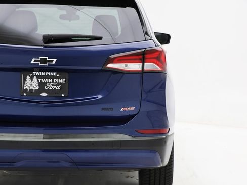 Used 2022 Chevrolet Equinox RS w/ LPO, Floor Liner Package image 10