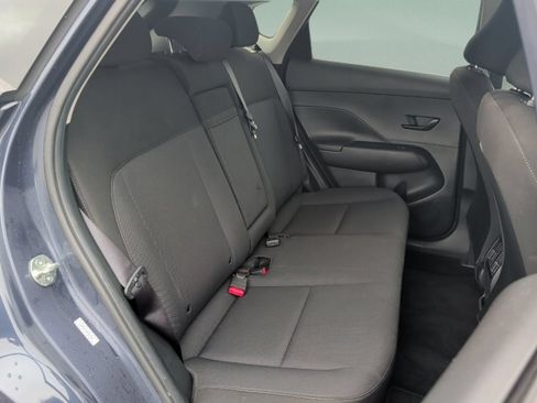 Used 2025 Hyundai Kona SEL FWD image 38