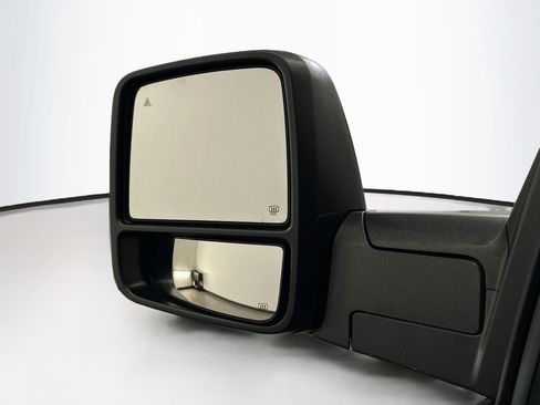 Used 2025 RAM 1500 Warlock AWD/4WD image 16