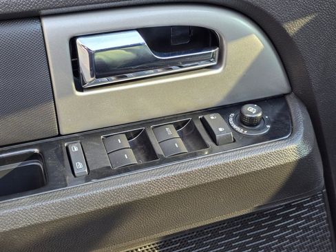 Used 2014 Ford Expedition Limited w/ Equipment Group 301A AWD/4WD image 39