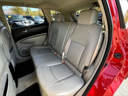 Used 2013 Nissan Rogue SL image 28