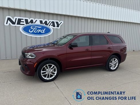 Used 2024 Dodge Durango GT image 1