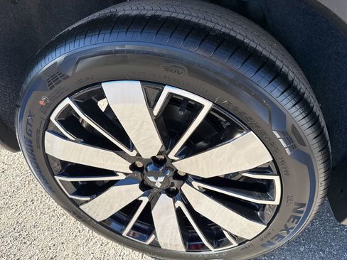 New 2026 Mitsubishi Outlander SE FWD image 11