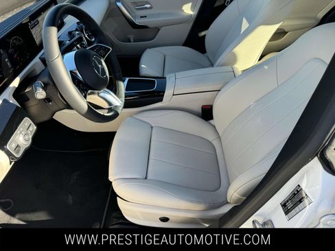 Used 2025 Mercedes-Benz CLA 250 4MATIC image 22