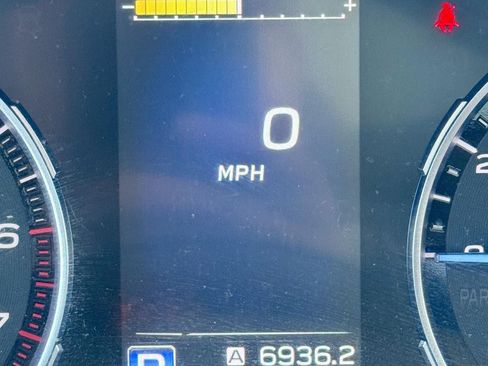 Used 2019 Subaru Ascent Touring AWD/4WD image 9
