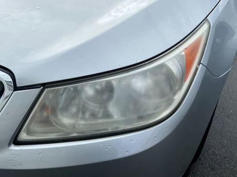 Used 2011 Buick LaCrosse CXL image 11