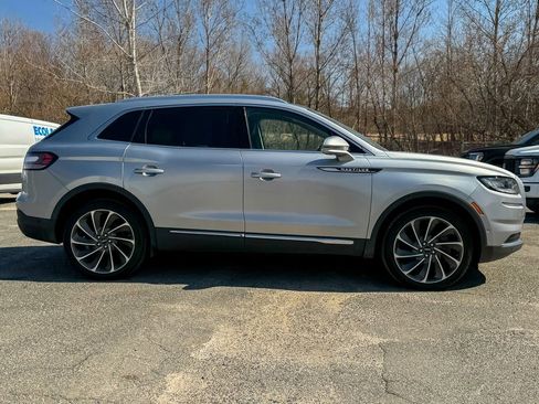 Used 2022 Lincoln Nautilus Reserve w/ Equipment Group 201A AWD/4WD image 2
