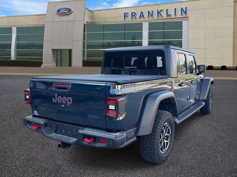 Used 2025 Jeep Gladiator Rubicon w/ Safety Group AWD/4WD image 7