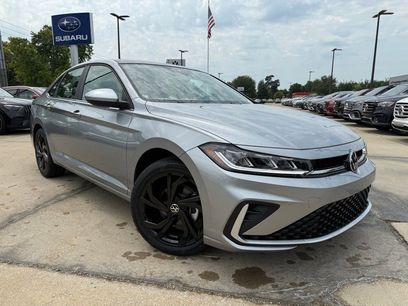 New 2025 Volkswagen Jetta SE