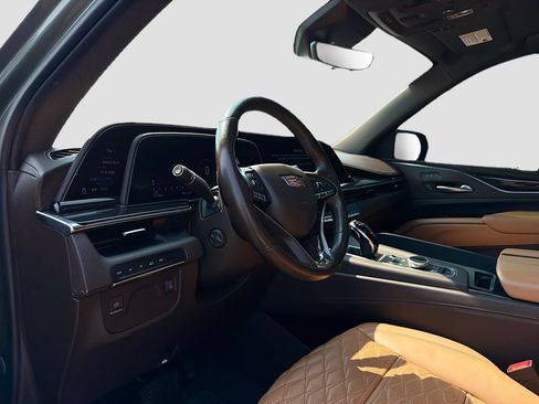 Used 2023 Cadillac Escalade ESV Premium Luxury AWD/4WD image 9