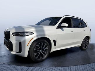 Used 2024 BMW X5 xDrive40i w/ M Sport Package AWD/4WD video 2