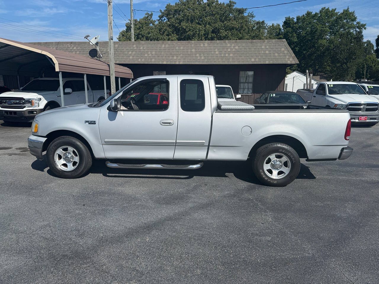 Used 2002 Ford F150 XLT RWD image 7