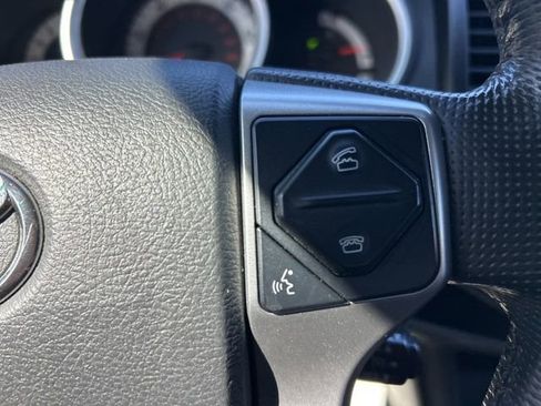 Used 2015 Toyota Tacoma PreRunner w/ Convenience Package image 15