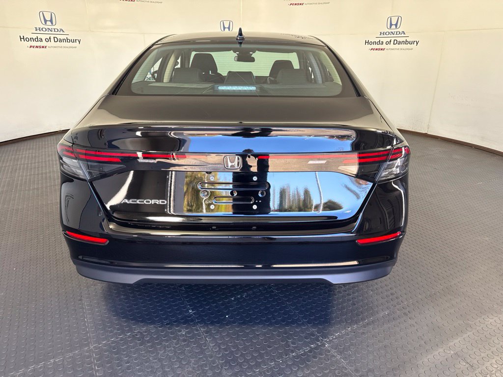 Used 2024 Honda Accord EX image 9