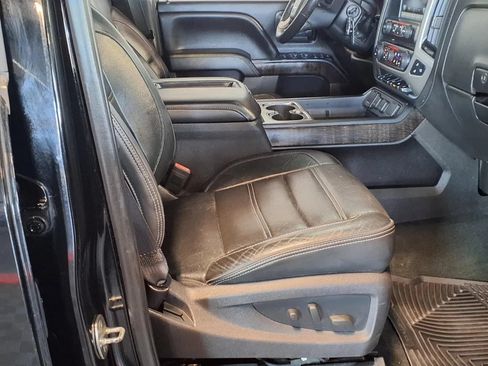 Used 2014 GMC Sierra 1500 Denali w/ Driver Alert Package AWD/4WD image 12