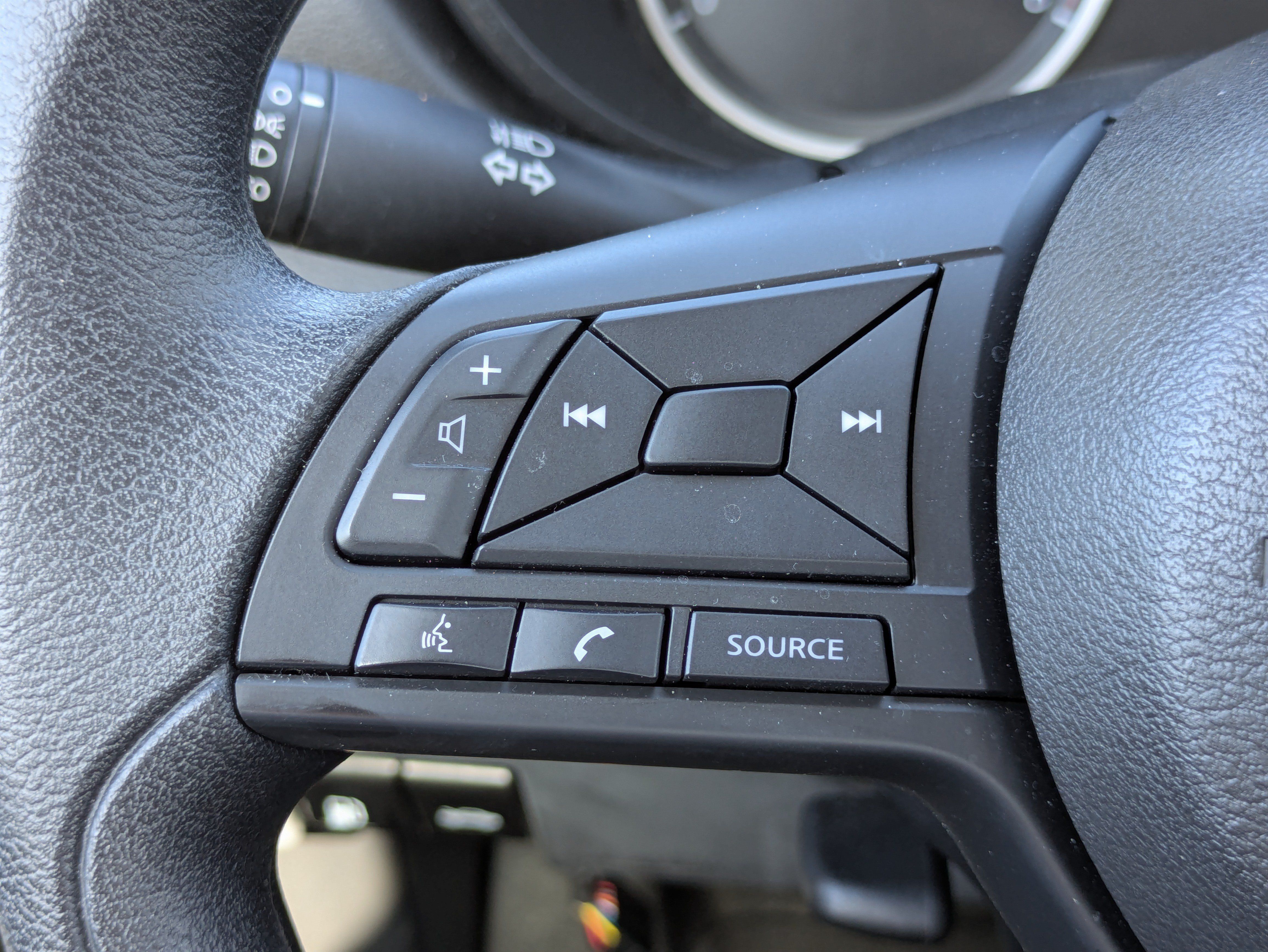 Used 2025 Nissan Versa S w/ Trunk Package FWD image 21