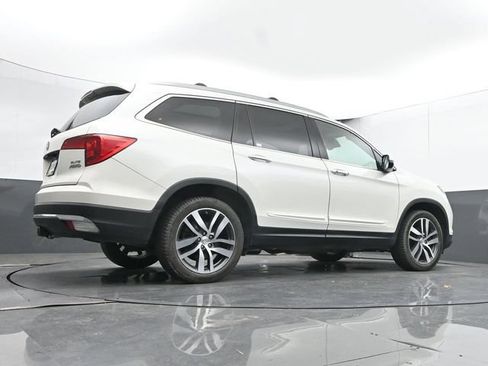 Used 2017 Honda Pilot Elite image 21