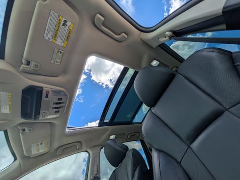 Used 2022 Subaru Ascent Limited w/ Technology Package AWD/4WD image 37