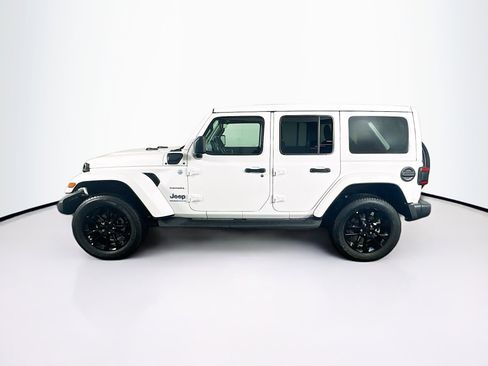 Used 2023 Jeep Wrangler Unlimited Sahara w/ Cold Weather Group AWD/4WD image 4