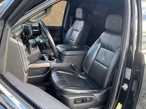 Used 2019 Chevrolet Silverado 1500 High Country image 24